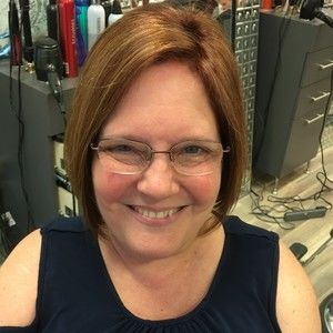 Meet your Posher, Deborah